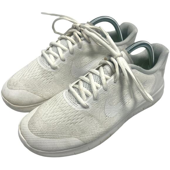 Nike Shoes Free RN White Lace-Up Athletic Running Youth 7 Sneakers Tennis Shoe - Picture 12 of 12